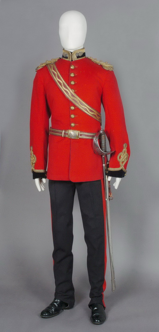 英國皇家工程兵上尉軍服，約1902年。