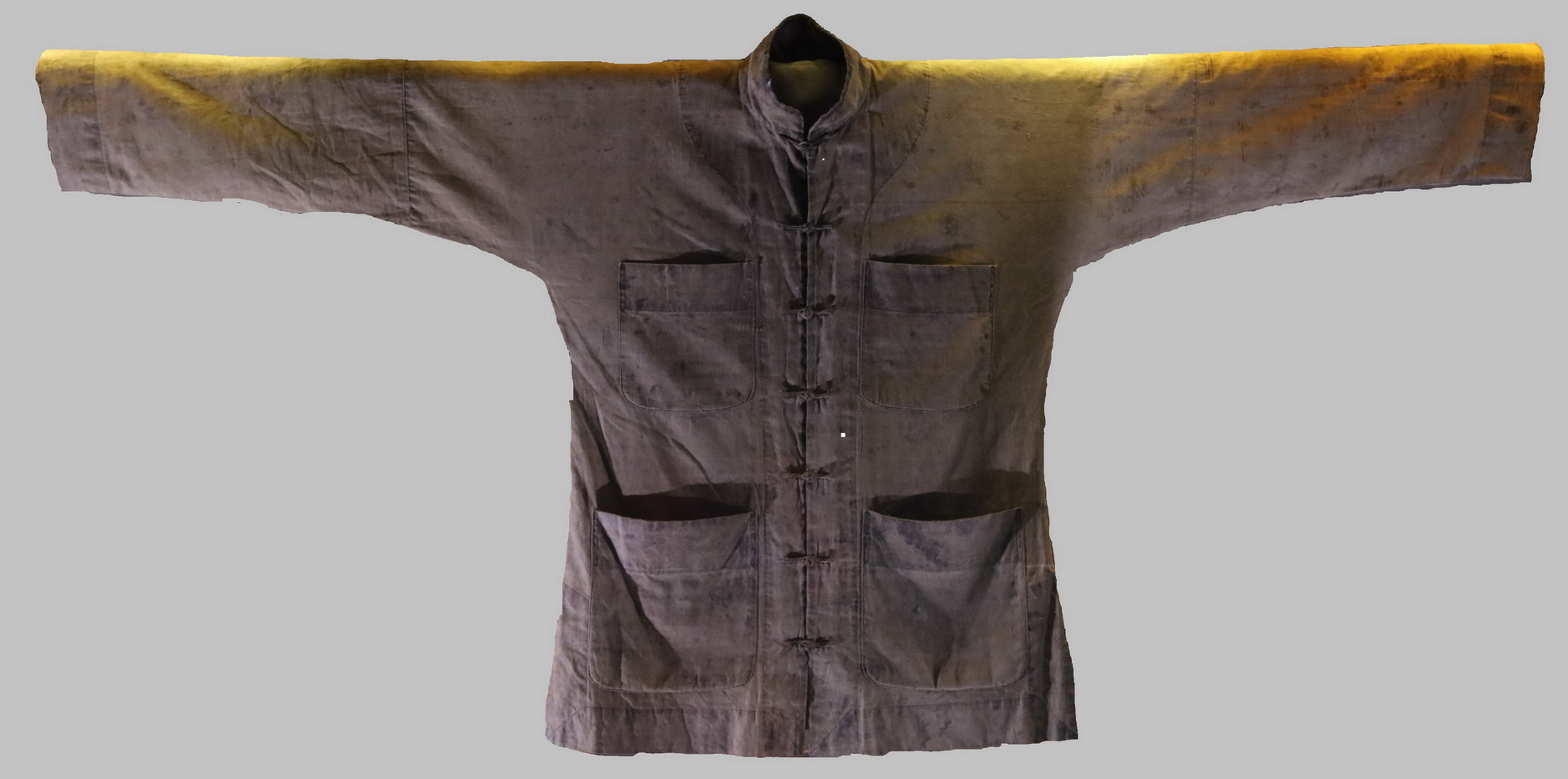 Jacket worn by a member of the Hong Kong Independent Battalion of the Dongjiang Column during the Japanese occupation