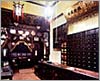 誠濟堂的內部陳設 一八八五年於香港創立，原址在皇后大道中180號。