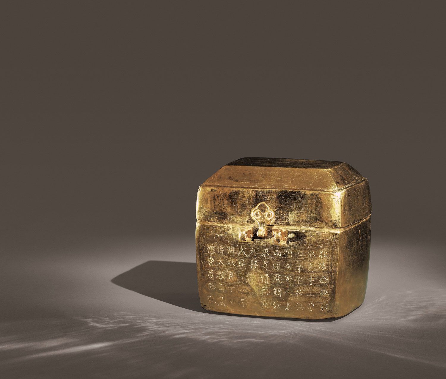 智慧輪盝頂純金寶函